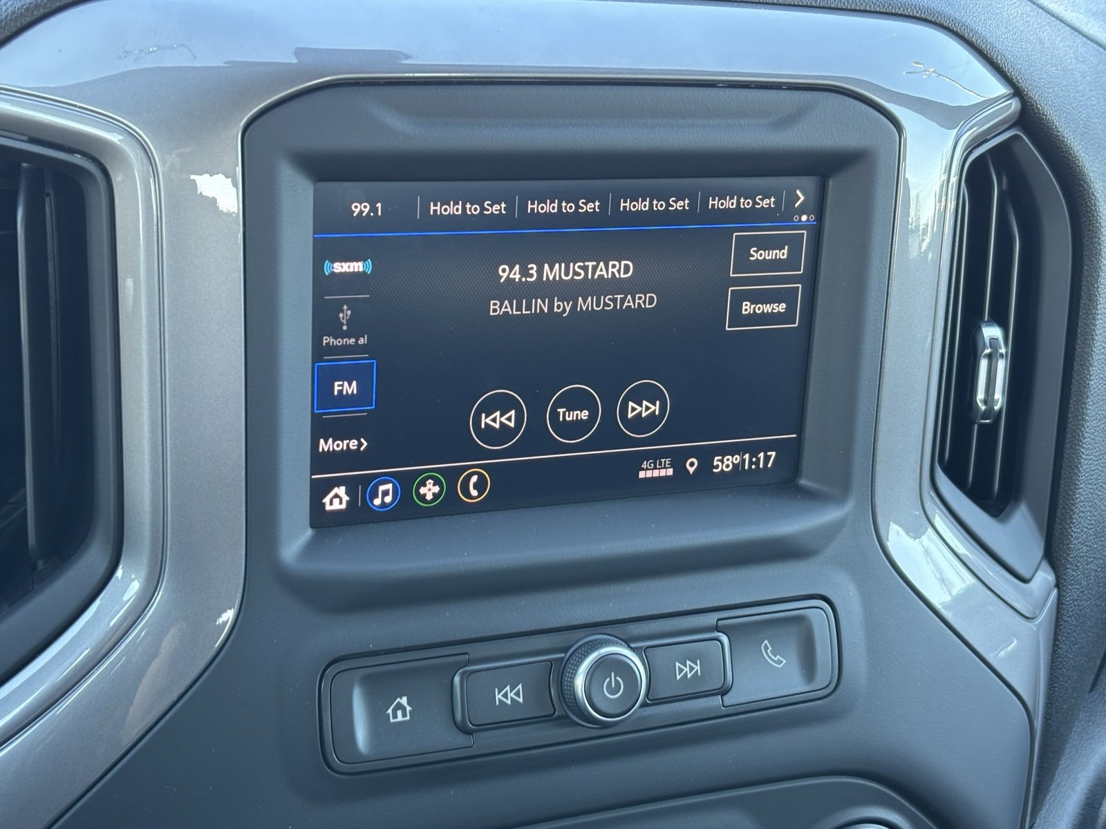 Used 2020 Chevrolet Silverado 1500 Custom Trail Boss w/ Custom Convenience Package image 22