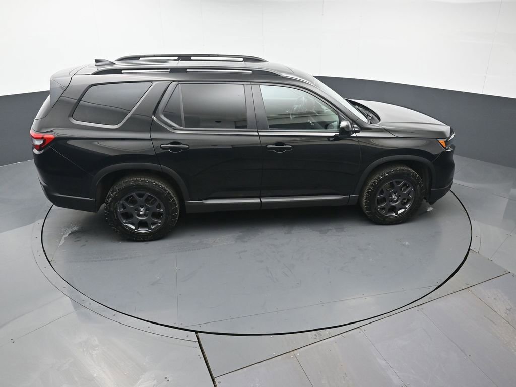 Certified 2023 Honda Pilot TrailSport image 44