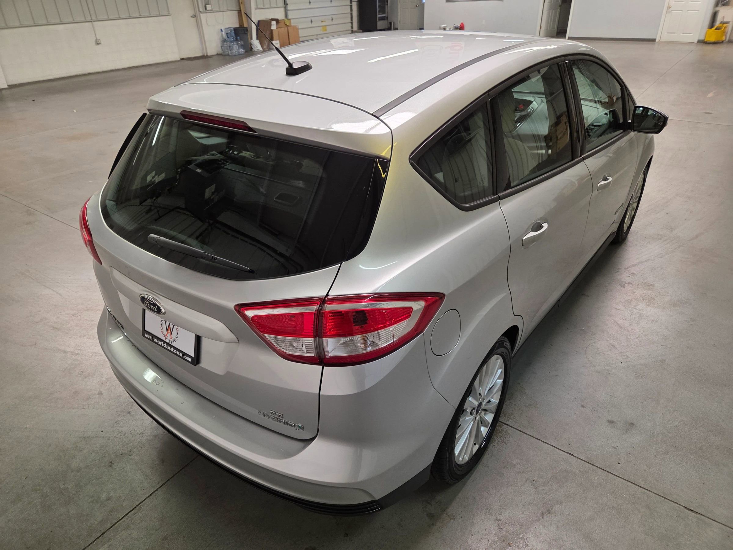 Used 2017 Ford C-MAX SE FWD image 7