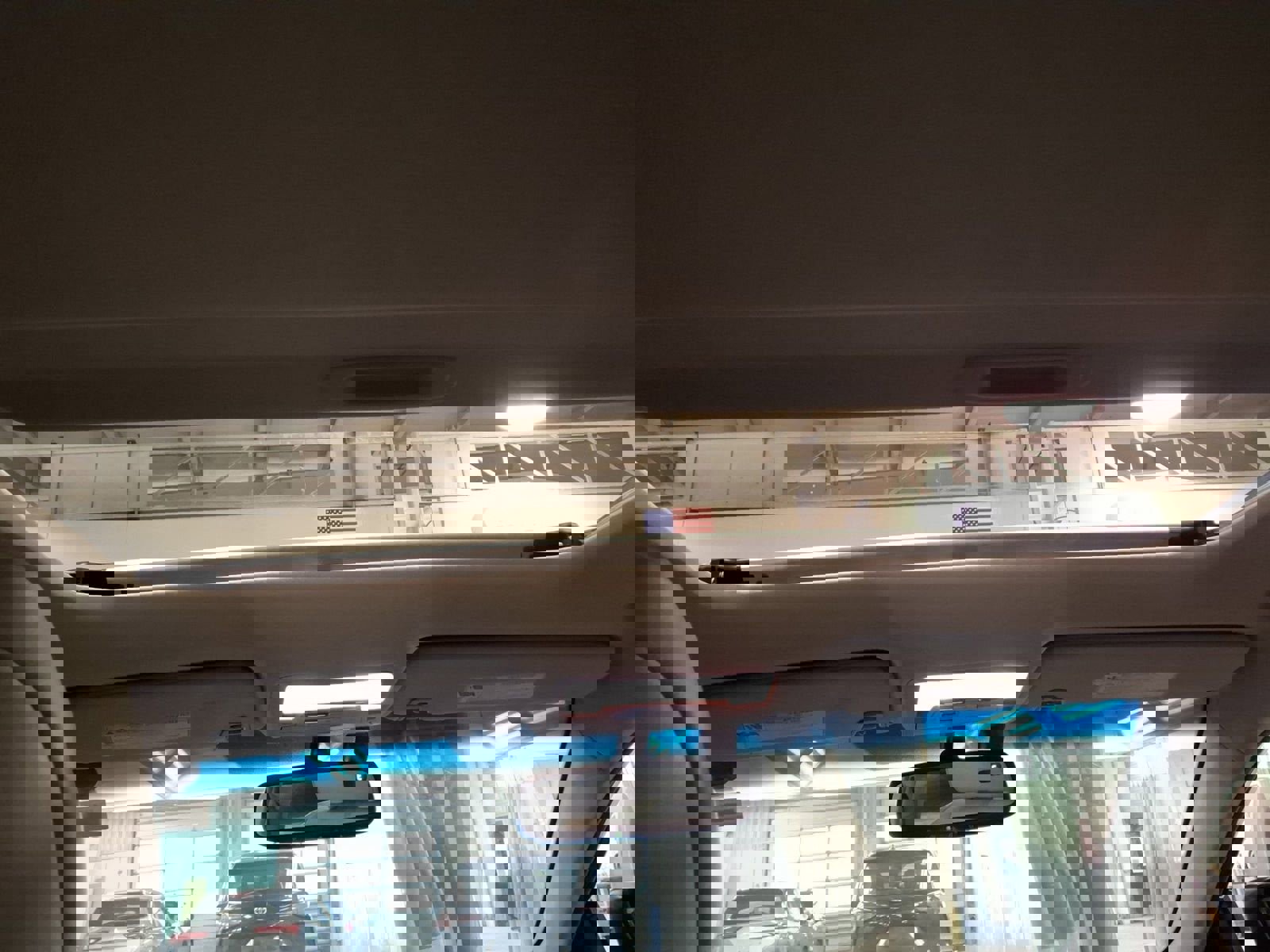 Used 2016 Toyota Avalon Limited image 11