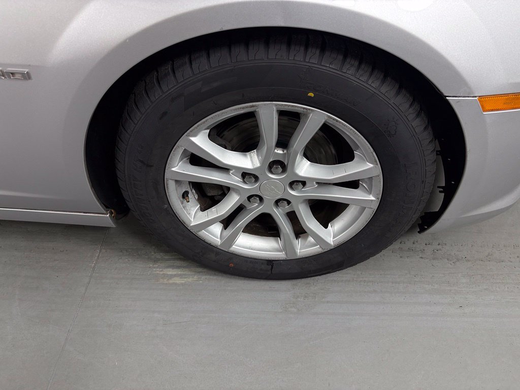 Used 2015 Chevrolet Camaro LT RWD image 10