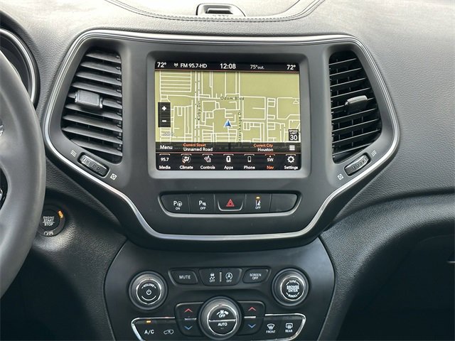 Used 2023 Jeep Cherokee Altitude Lux image 15