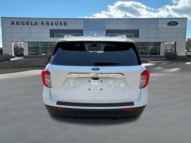 Certified 2023 Ford Explorer XLT RWD image 8