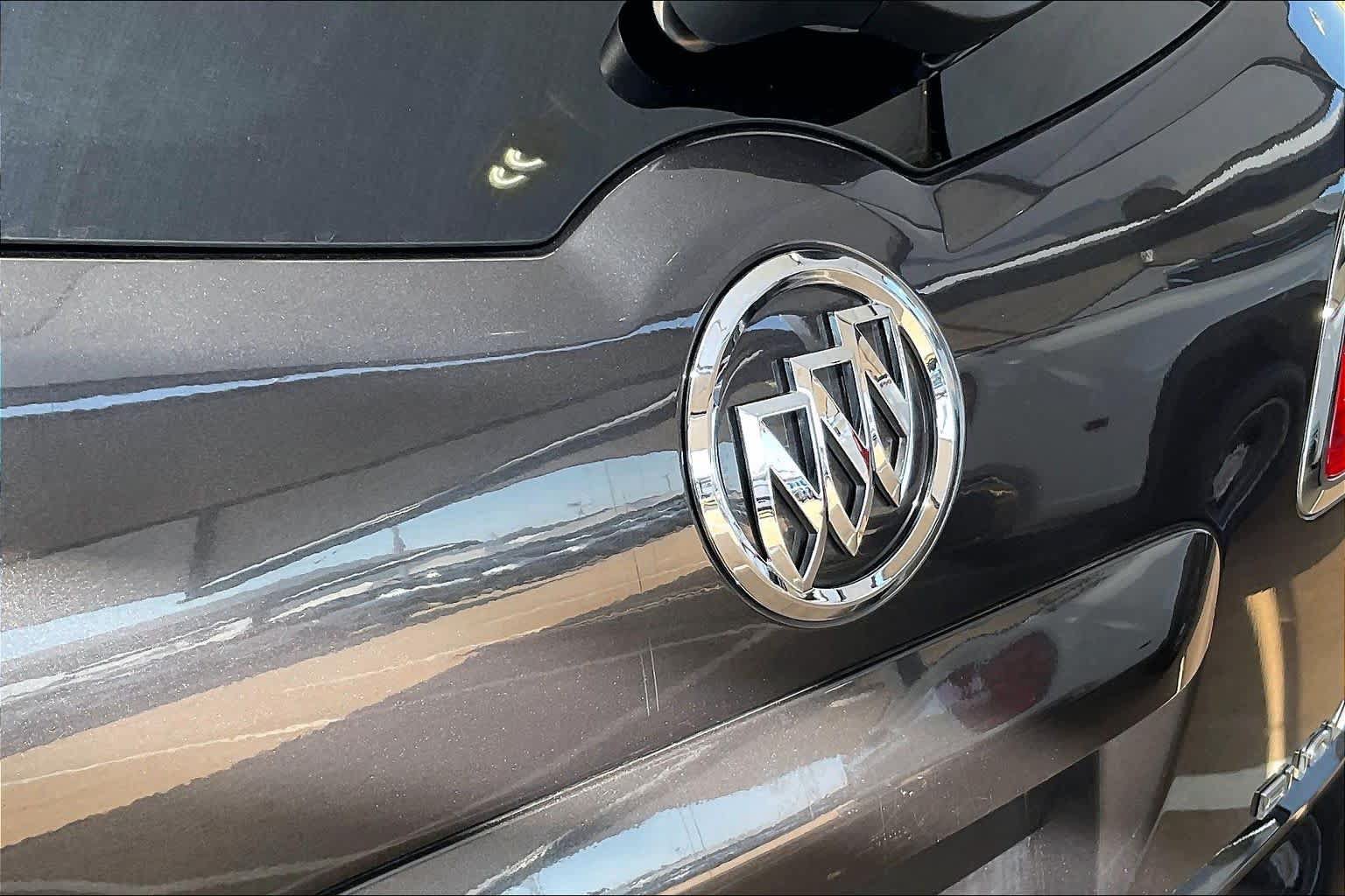 Used 2015 Buick Enclave Leather w/ Trailering Package FWD image 29