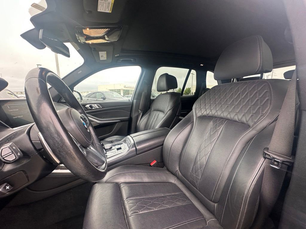 Certified 2022 BMW X5 M50i AWD/4WD image 9