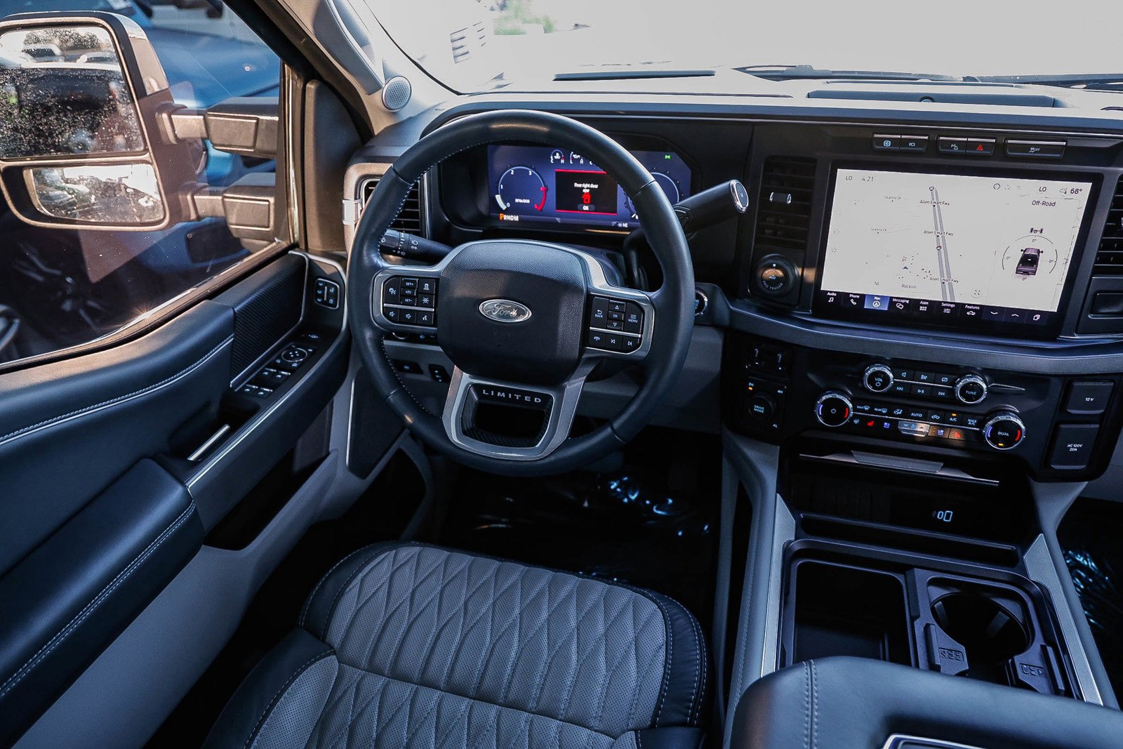 Used 2024 Ford F250 Limited image 14