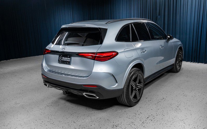 Certified 2026 Mercedes-Benz GLC 300 image 4