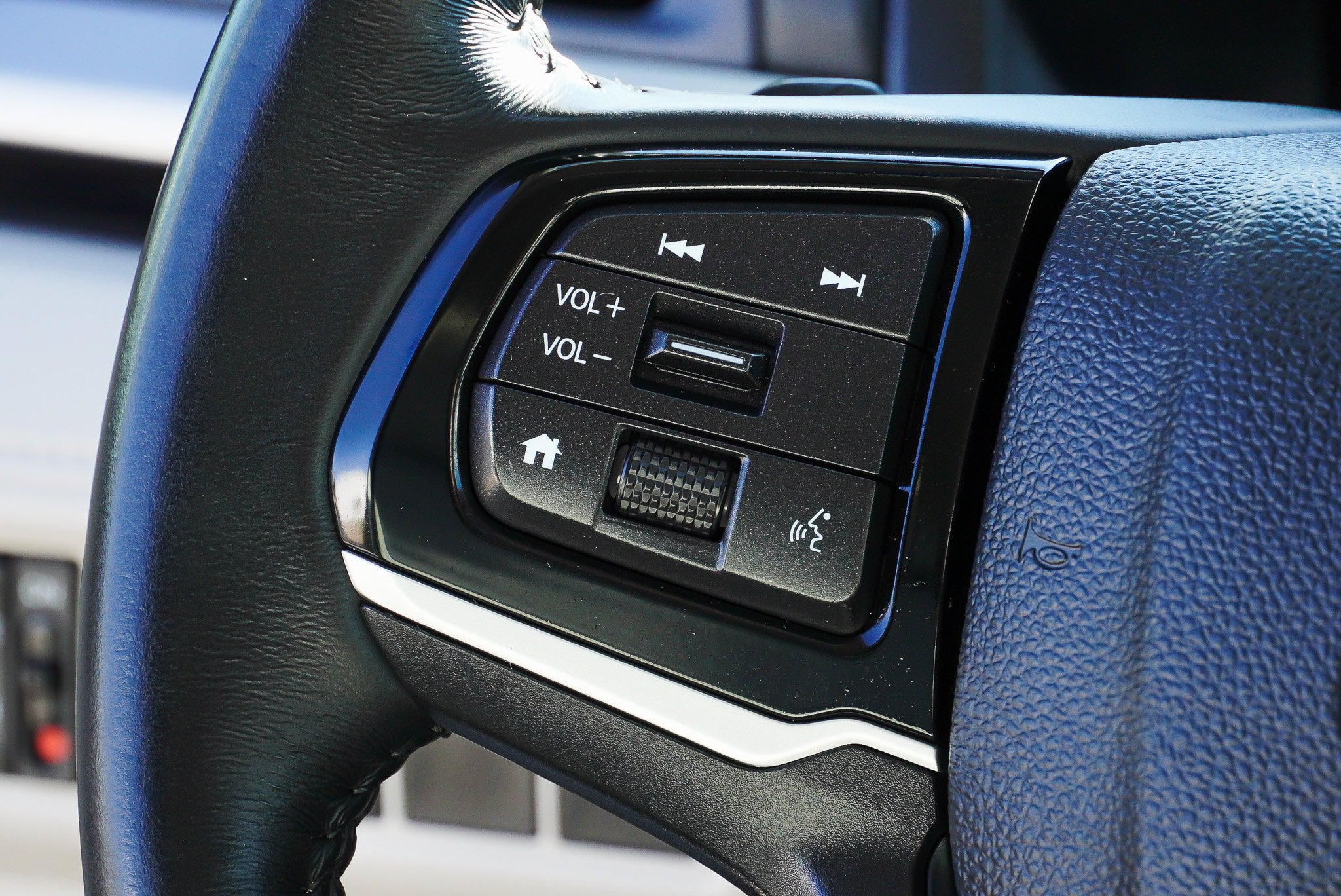 Used 2025 Honda Odyssey EX-L image 36