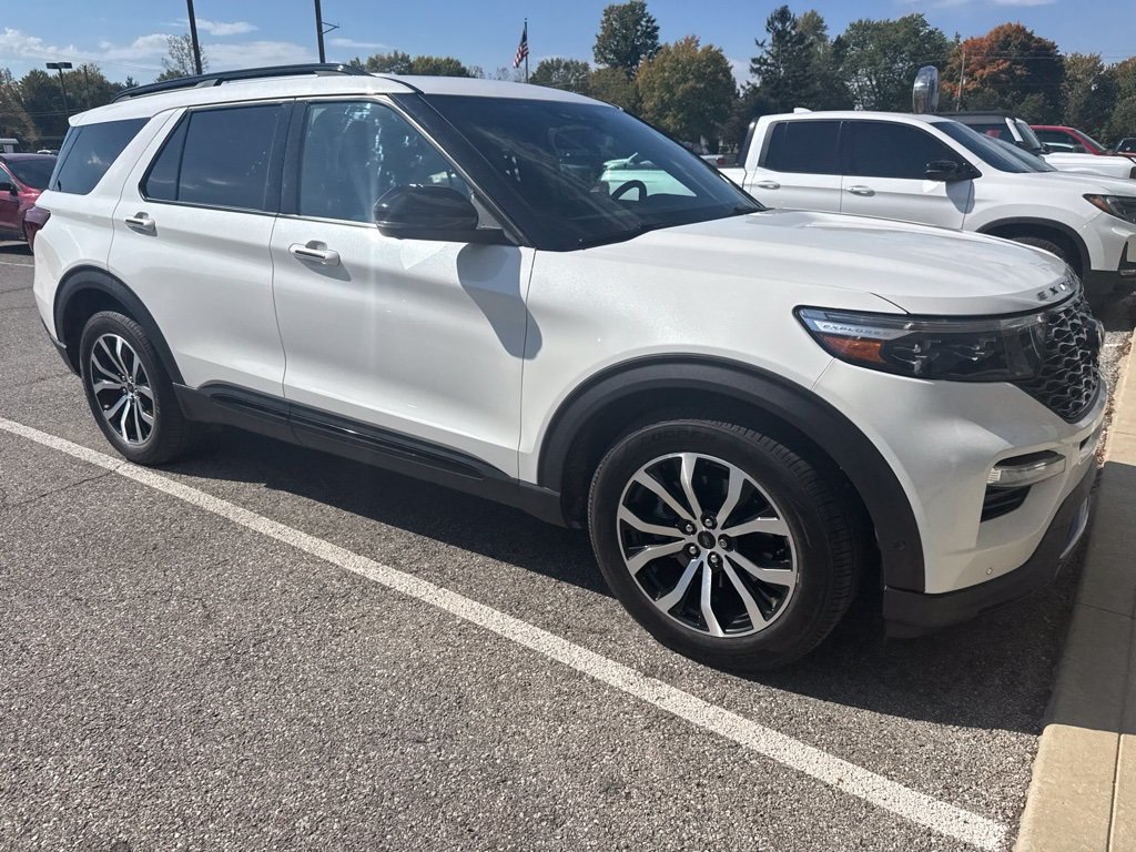 Used 2020 Ford Explorer ST w/ Premium Technology Package AWD/4WD image 2