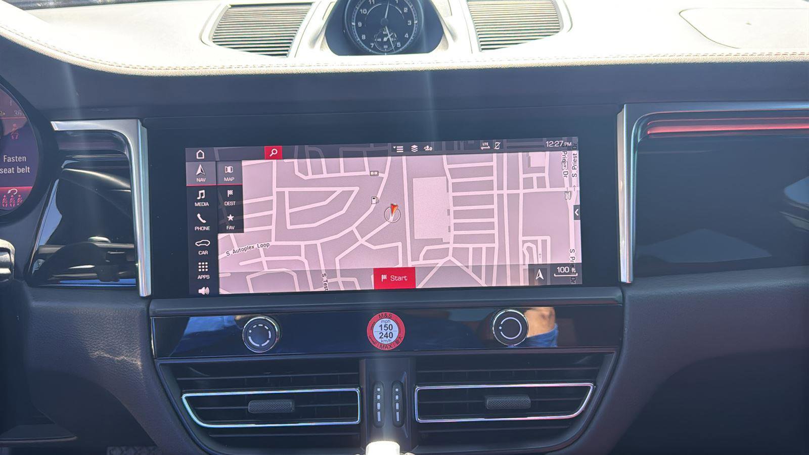 Used 2024 Porsche Macan Turbo image 15