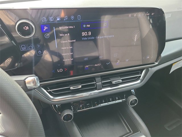 New 2026 Chevrolet Equinox EV LT image 30