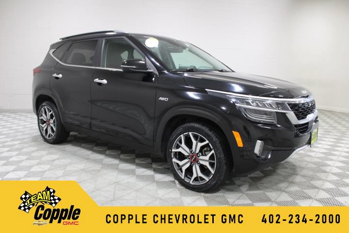 Used 2023 Kia Seltos SX w/ SX Sunroof Package