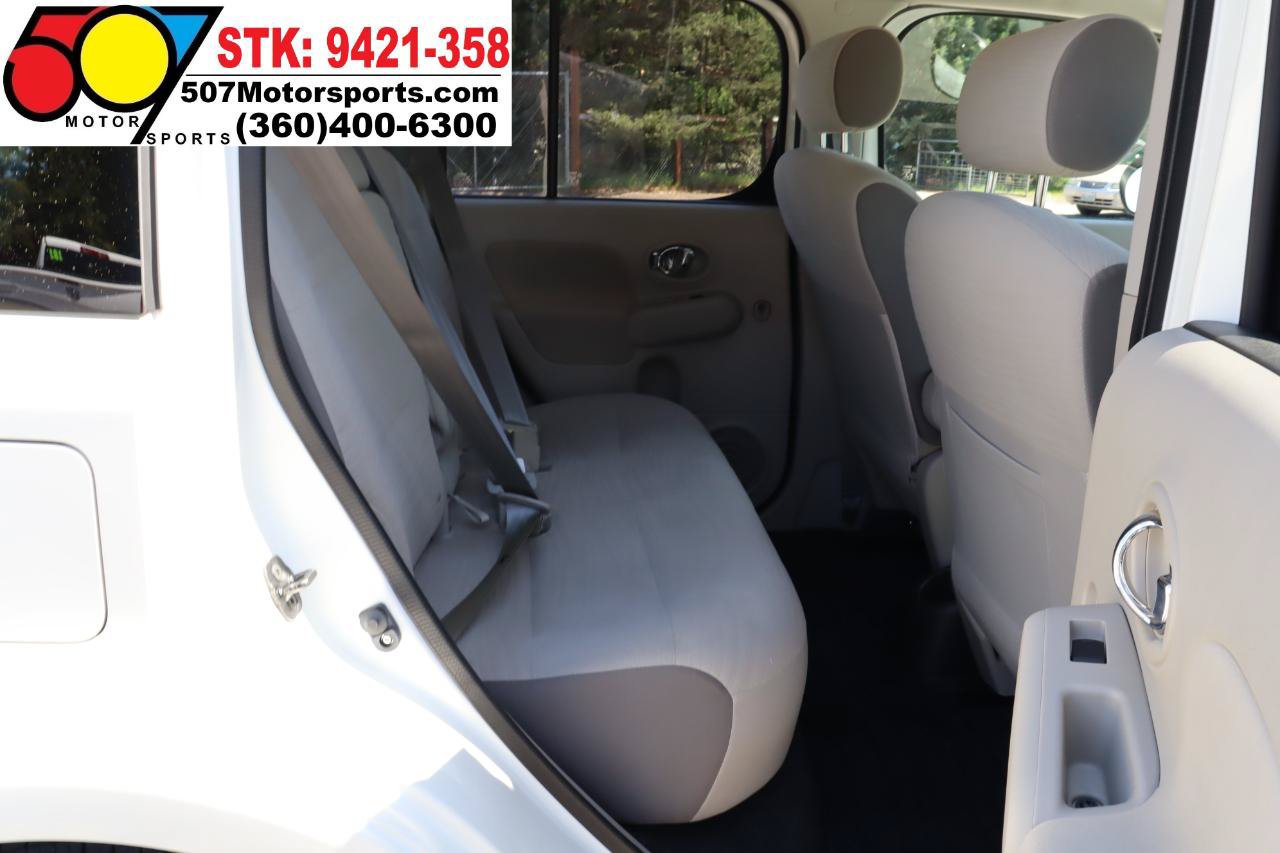 Used 2012 Nissan Cube 1.8 SL w/ Interior Designer Pkg FWD image 15