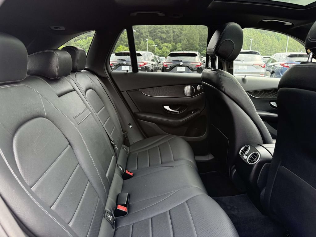 Used 2017 Mercedes-Benz GLC 300 4MATIC image 16
