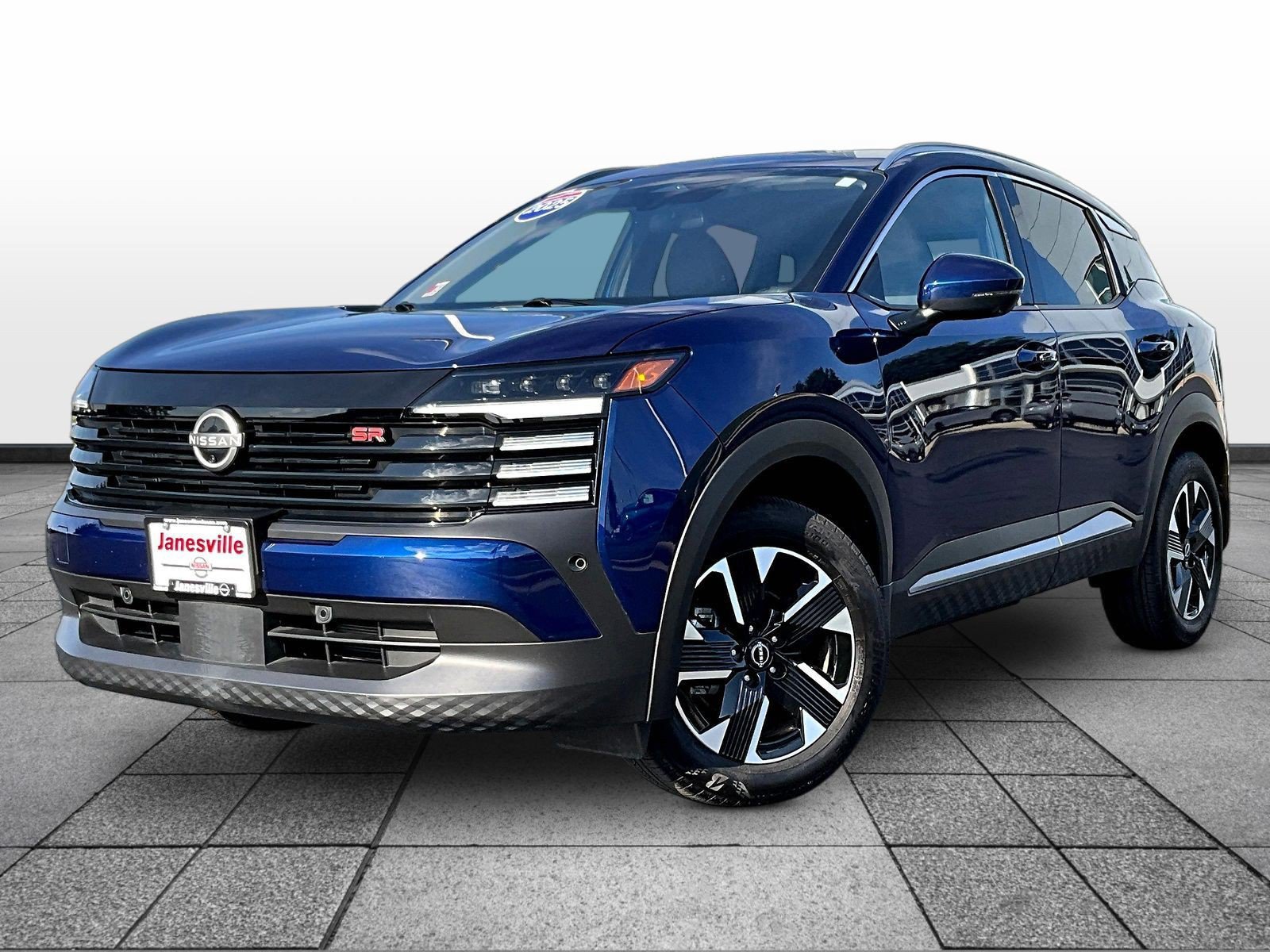 Certified 2025 Nissan Kicks SR AWD/4WD image 3