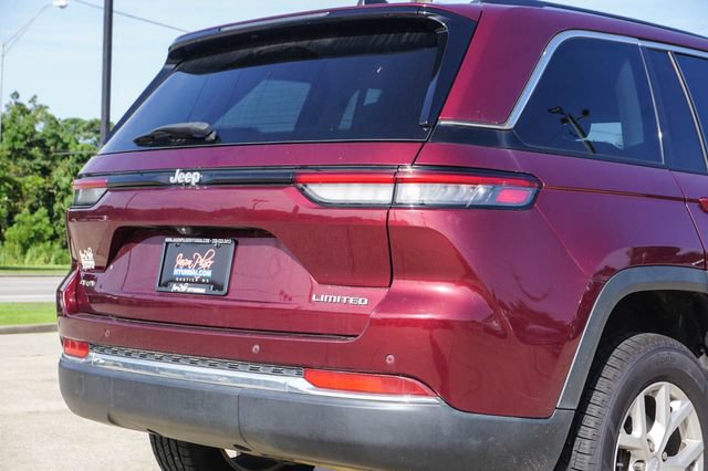 Used 2023 Jeep Grand Cherokee Limited AWD/4WD image 5