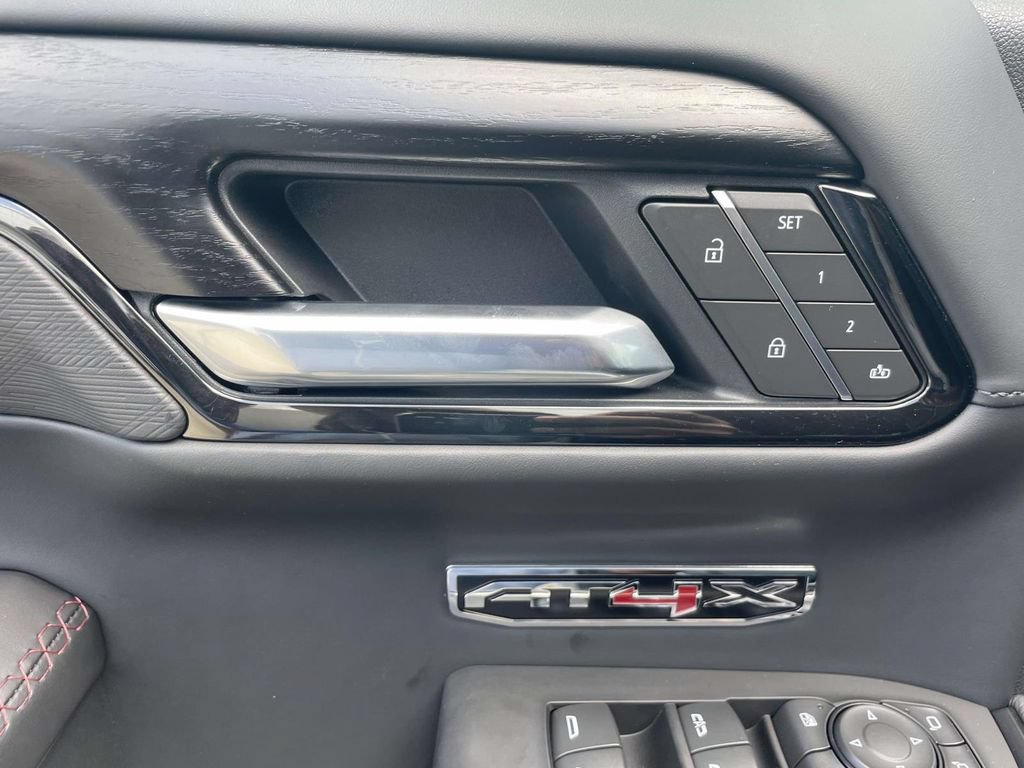 Used 2025 GMC Sierra 1500 AT4X AWD/4WD image 18