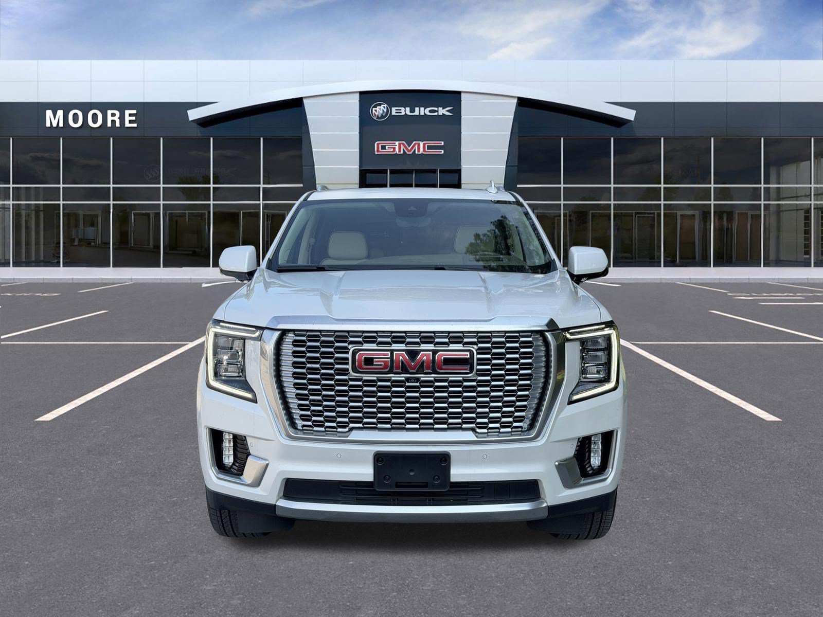 Used 2024 GMC Yukon Denali w/ Denali Reserve Package RWD image 5