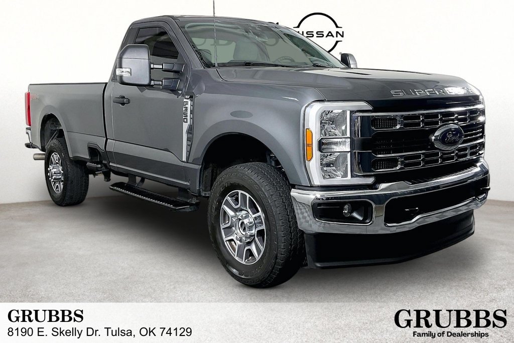 Used 2025 Ford F350 4x4 Regular Cab Super Duty image 1