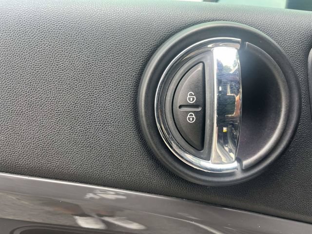 Used 2017 MINI Cooper Countryman S FWD image 17