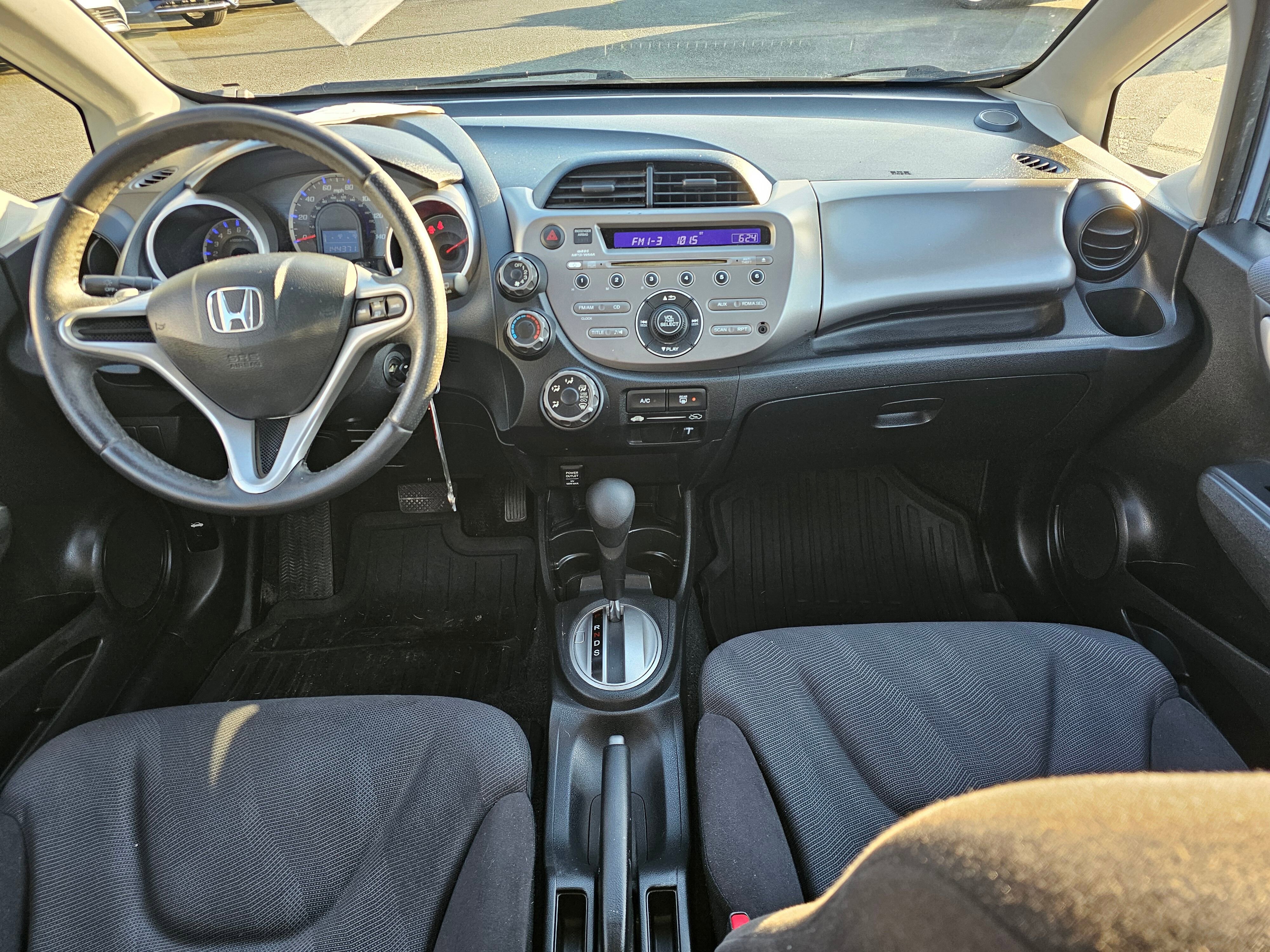 Used 2009 Honda Fit Sport image 17