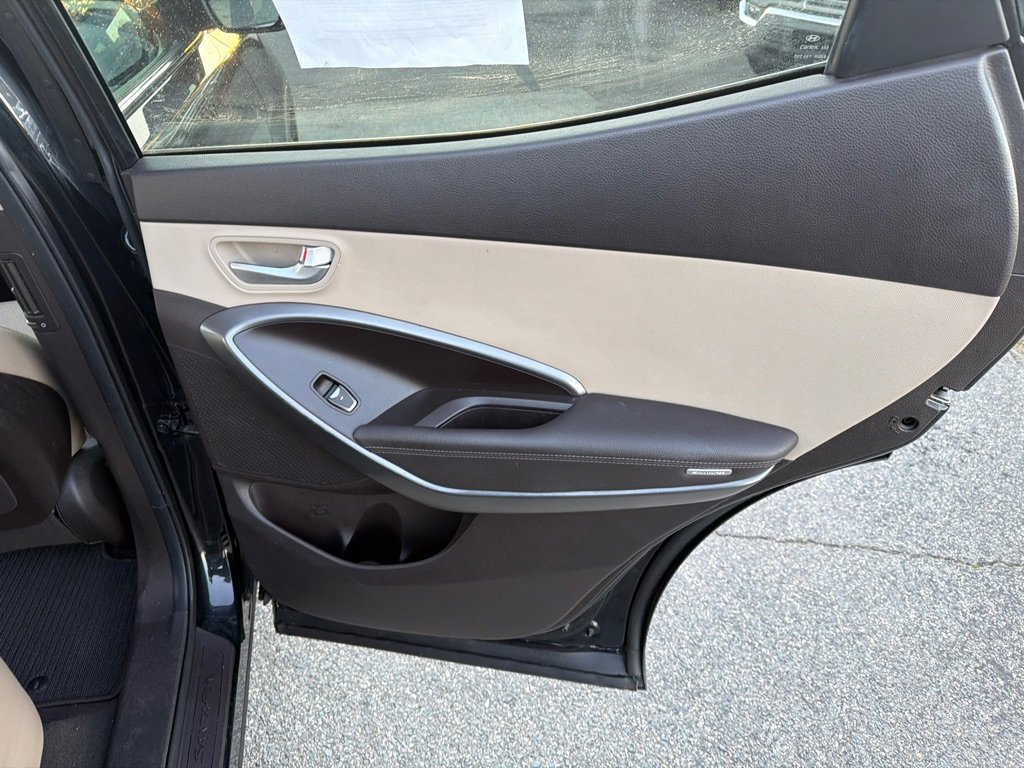 Used 2017 Hyundai Santa Fe Sport image 32