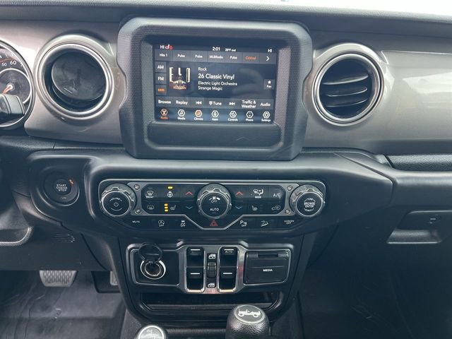 Used 2019 Jeep Wrangler Unlimited Sahara w/ Dual Top Group image 21