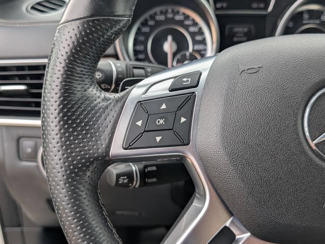 Used 2015 Mercedes-Benz GL 63 AMG 4MATIC image 27