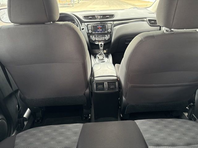 Used 2022 Nissan Rogue Sport SV image 28