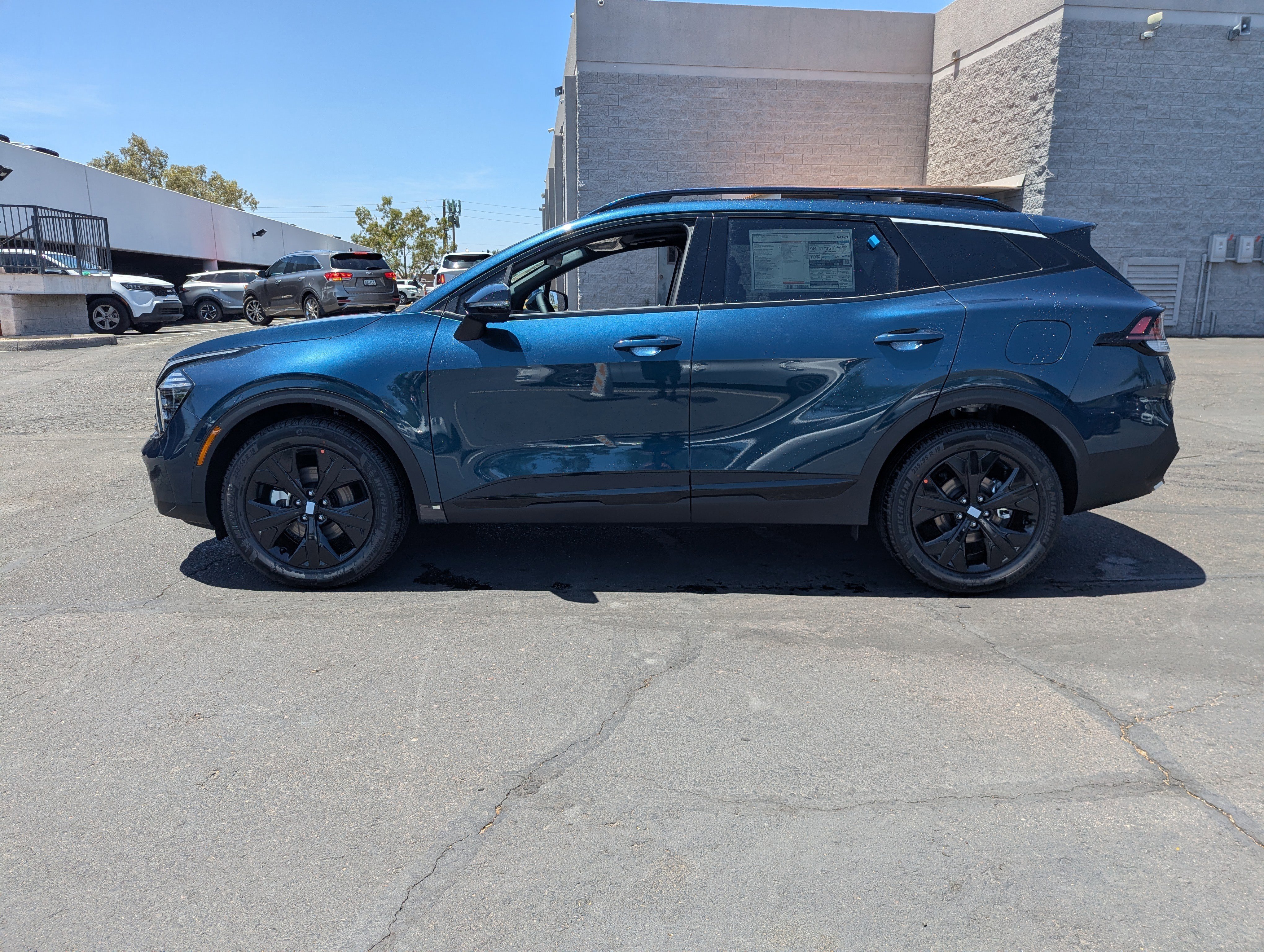 New 2025 Kia Sportage X-Line Prestige image 5