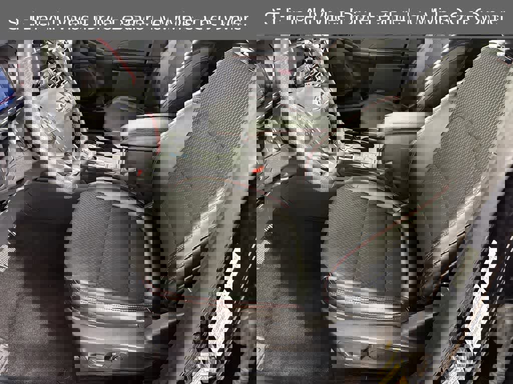 Used 2025 Ford Escape ST-Line image 13