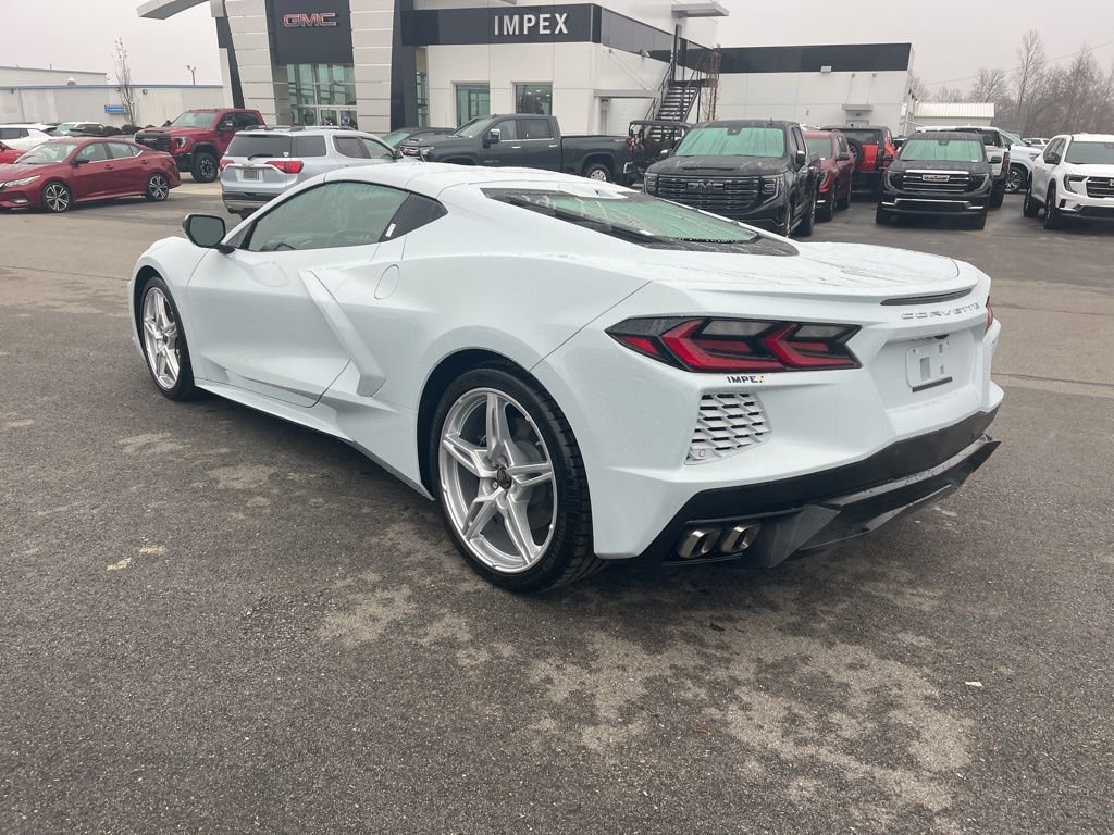 Used 2021 Chevrolet Corvette Stingray Preferred Cpe w/ Chrome Exterior Badge Package image 3