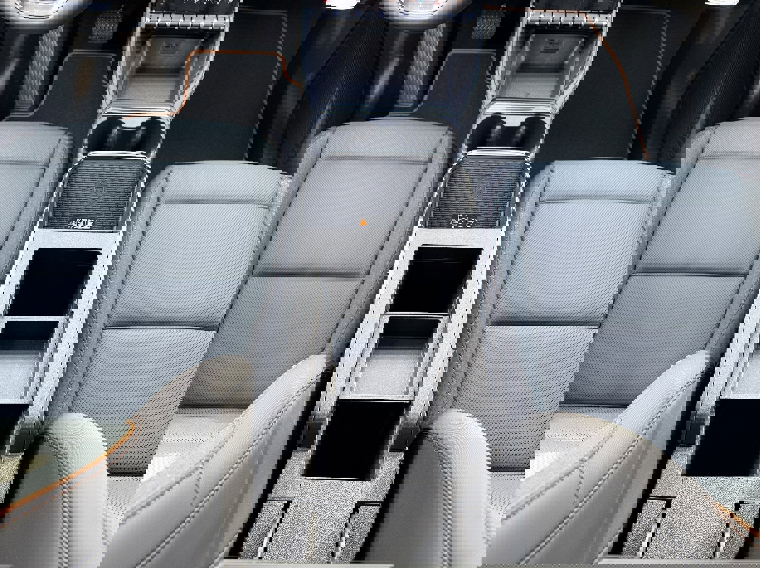 New 2026 GMC Terrain AT4 w/ Convenience Package III image 19