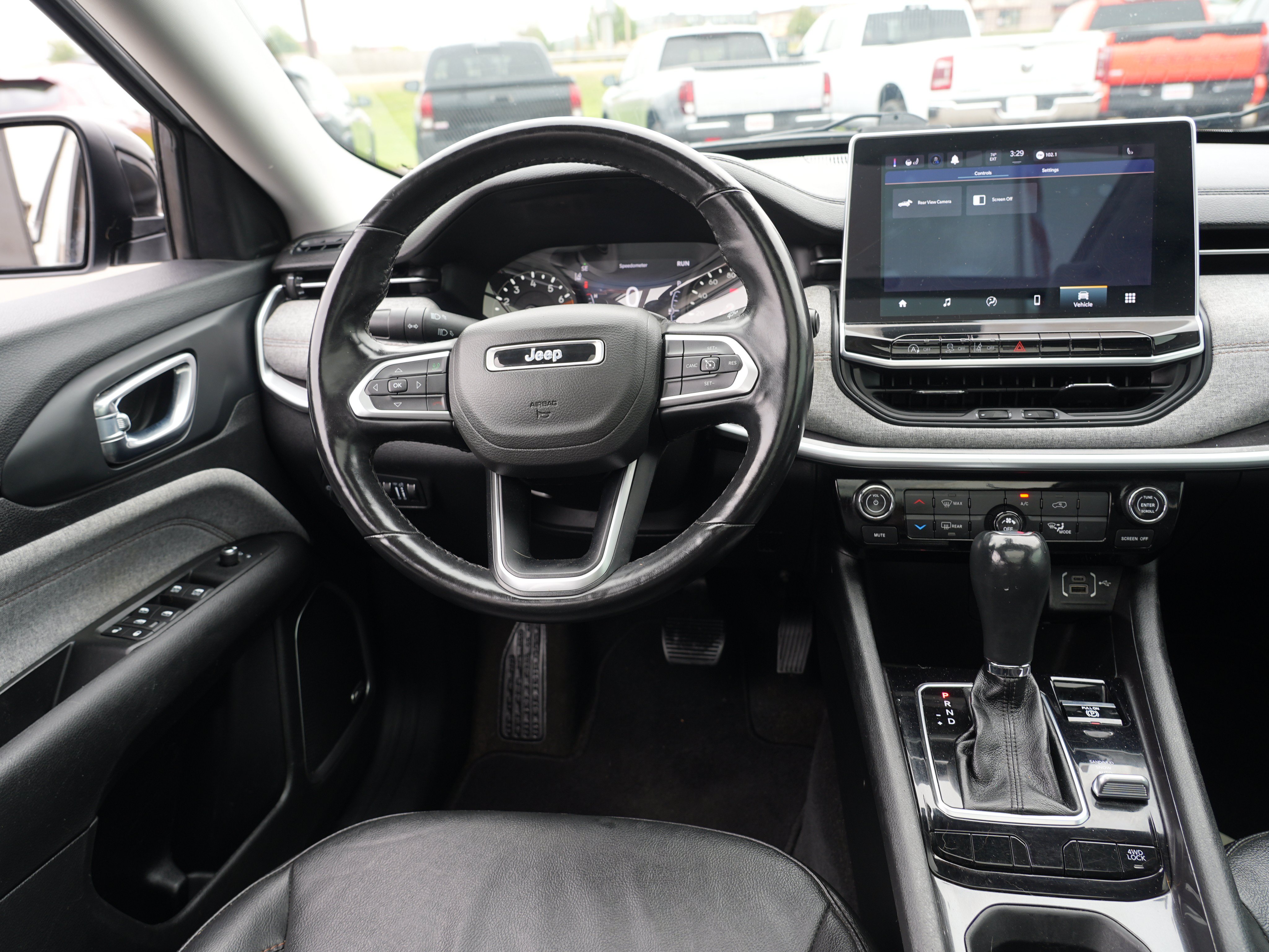 Used 2022 Jeep Compass Latitude w/ Sun and Sound Group AWD/4WD image 21