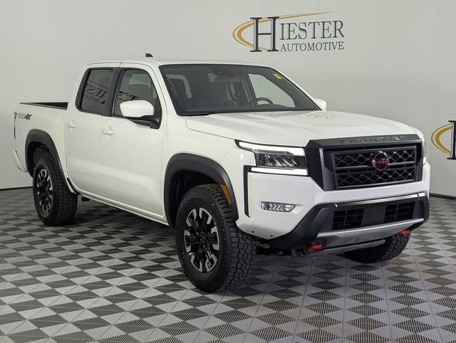 Used 2024 Nissan Frontier PRO-4X AWD/4WD image 2