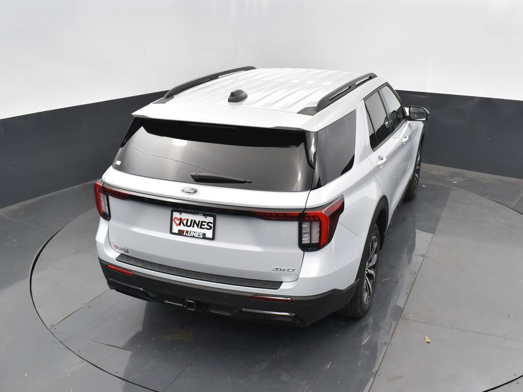 New 2026 Ford Explorer ST-Line image 36