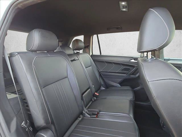 Used 2022 Volkswagen Tiguan SE R-Line FWD image 18