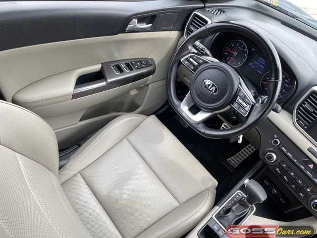 Used 2020 Kia Sportage S image 19