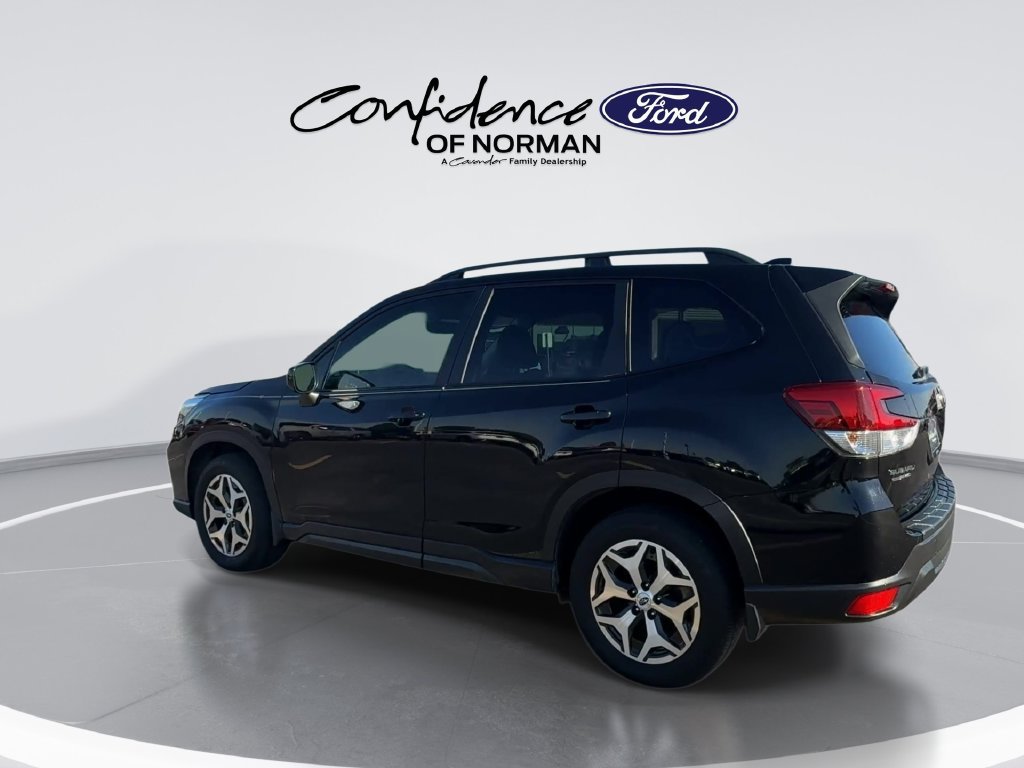 Used 2021 Subaru Forester Premium w/ Popular Package #1 AWD/4WD image 8
