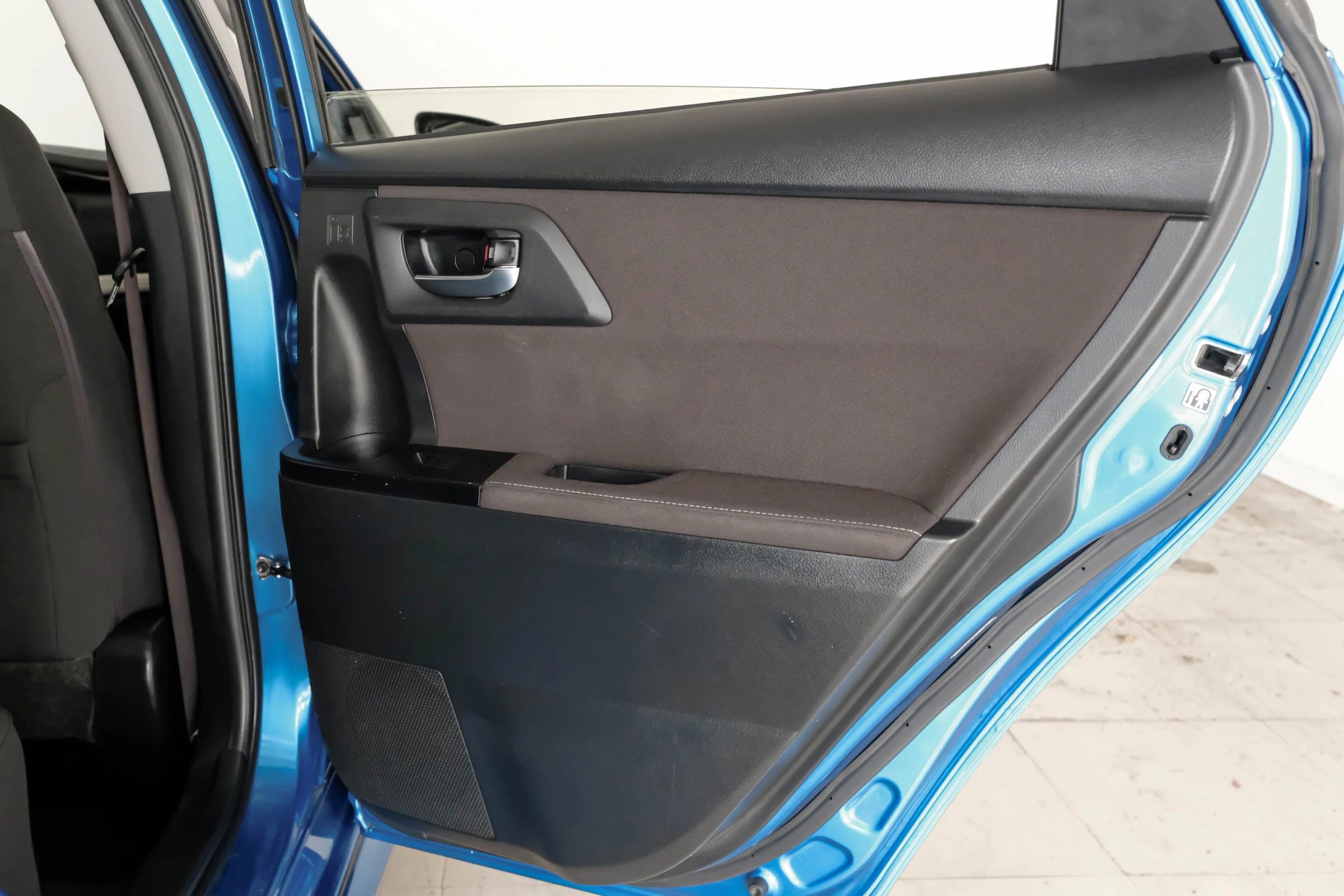 Used 2016 Scion iM Hatchback 4D image 46