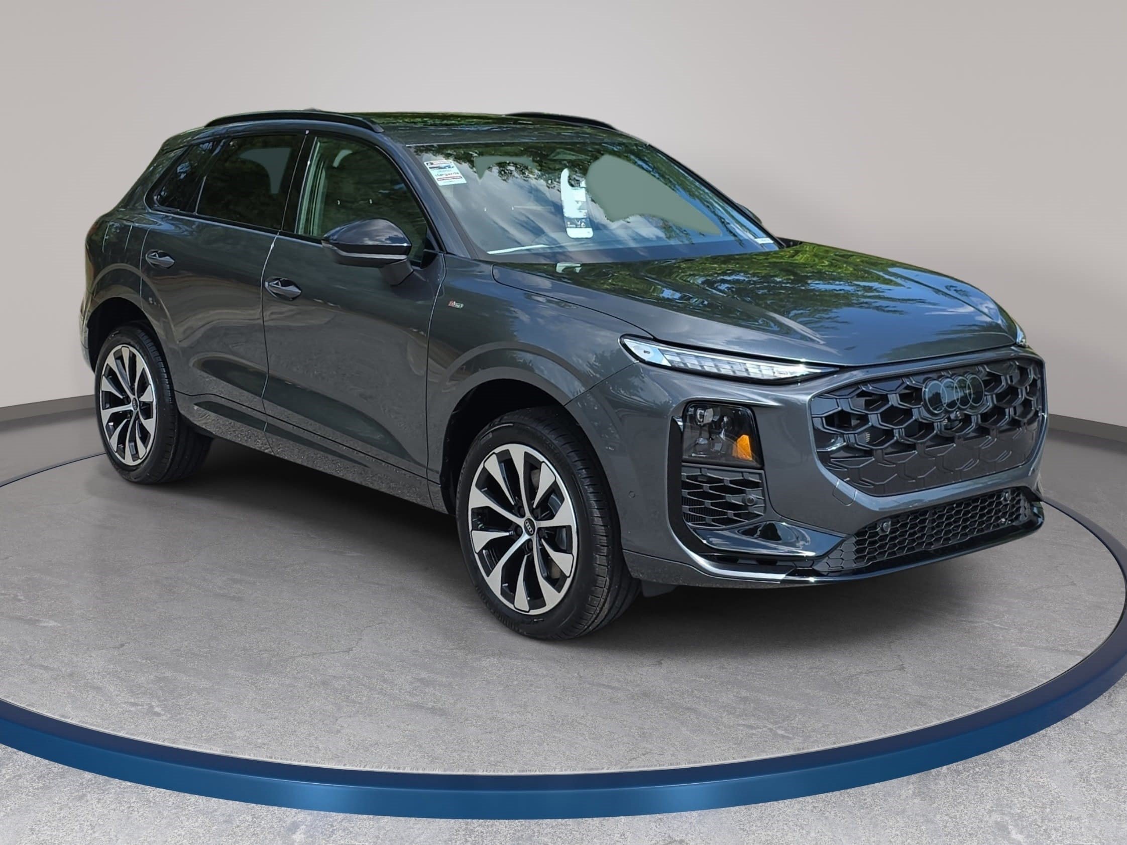 New 2026 Audi Q3 quattro 2.0T AWD/4WD image 3