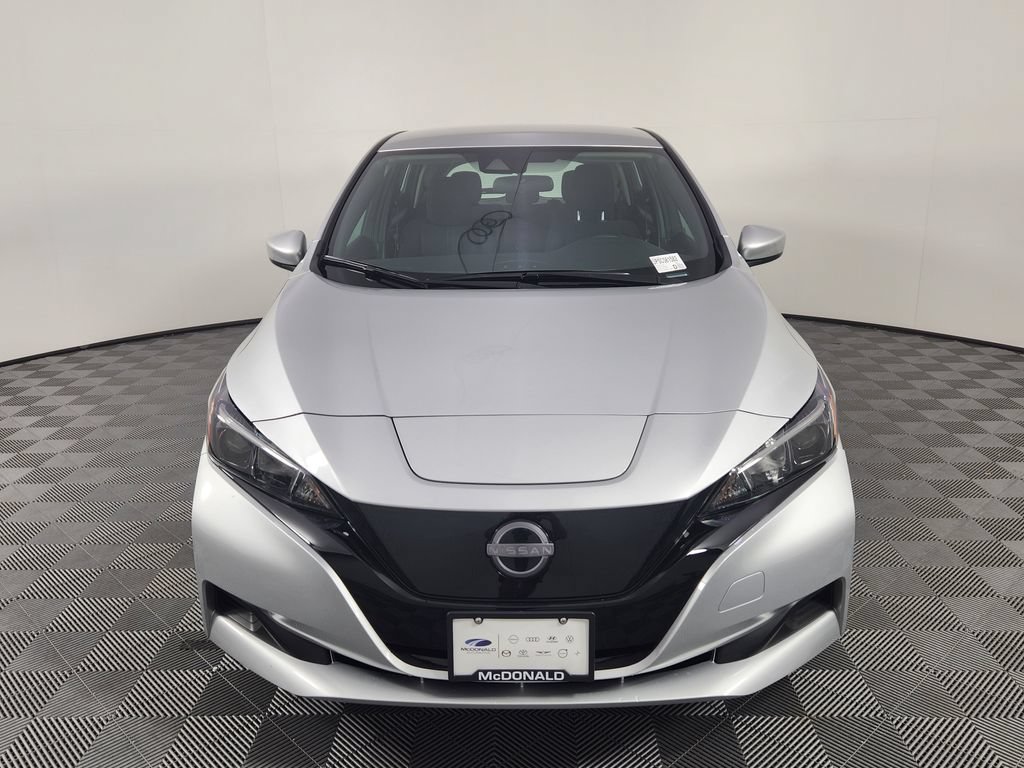 Used 2025 Nissan Leaf S FWD image 8