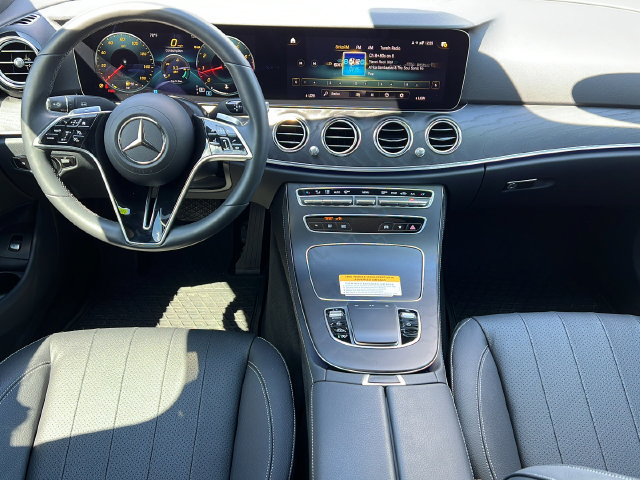 Used 2023 Mercedes-Benz E 350 4MATIC Sedan image 13