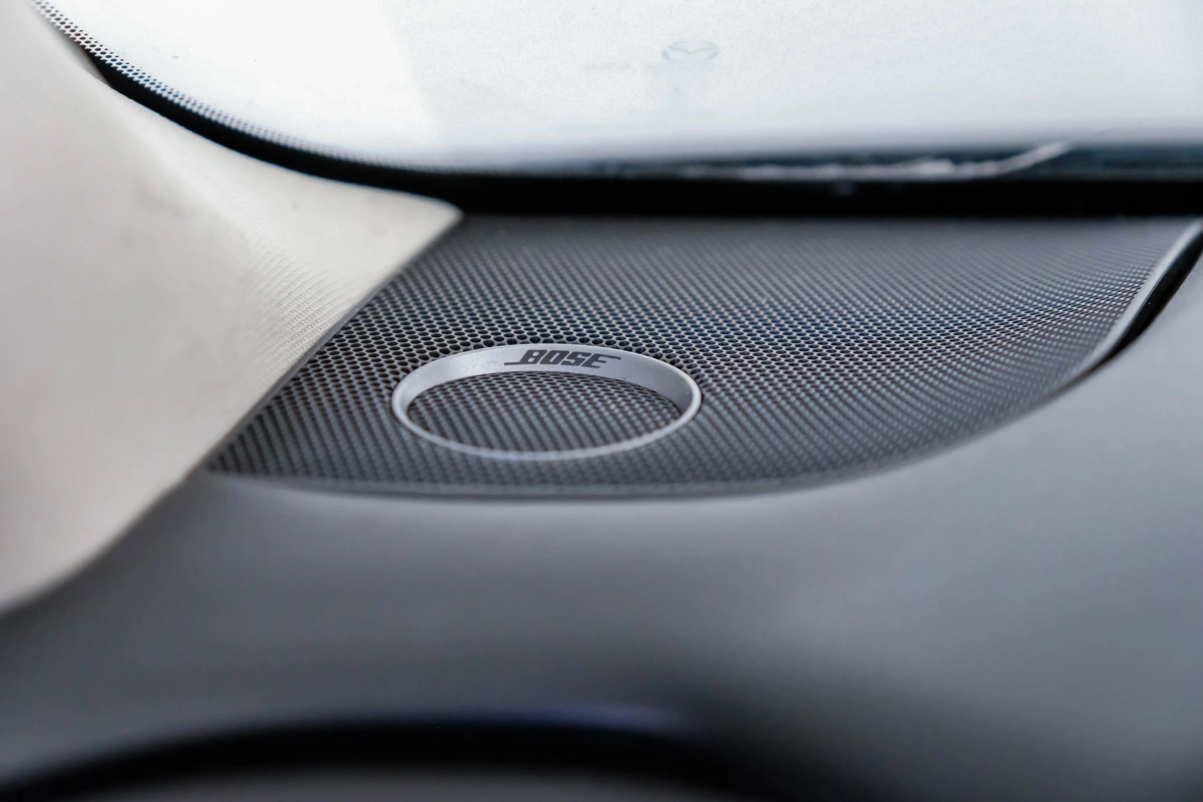 Used 2018 MAZDA CX-9 Touring w/ Touring Premium Package image 27