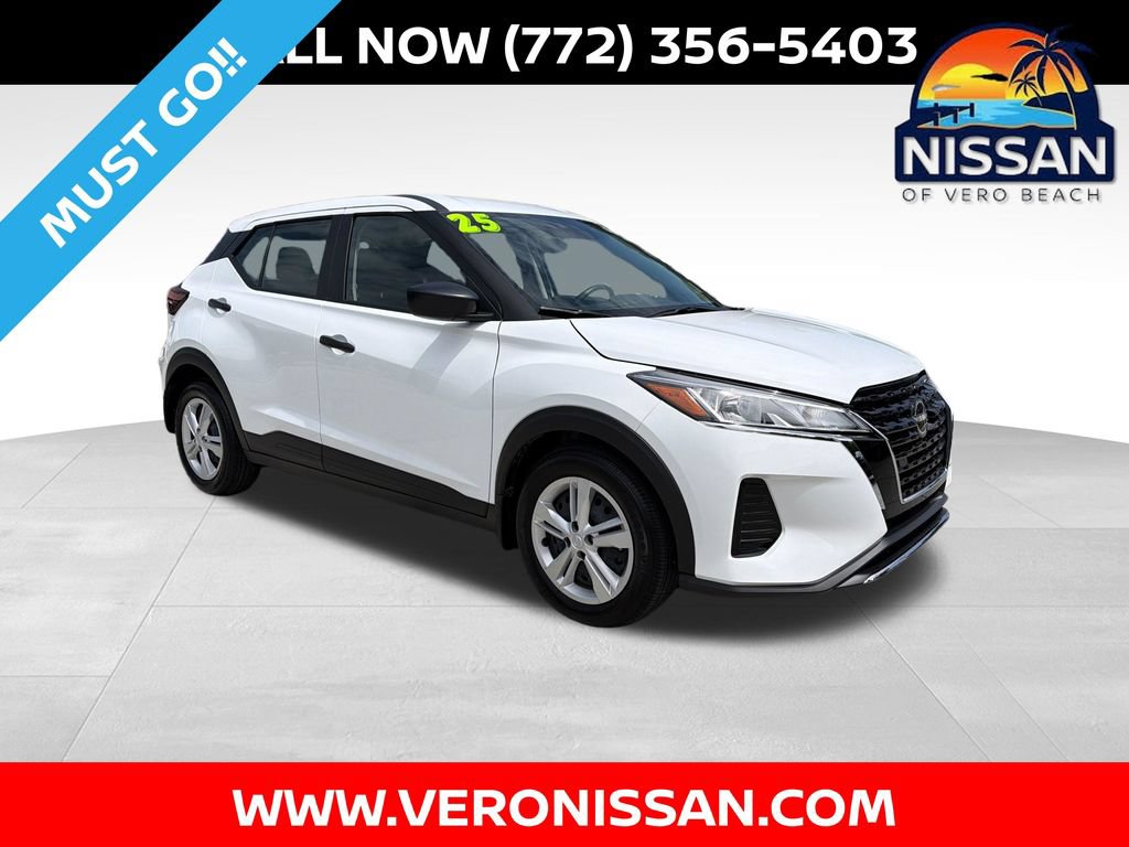 Certified 2025 Nissan Kicks Play S FWD image 1