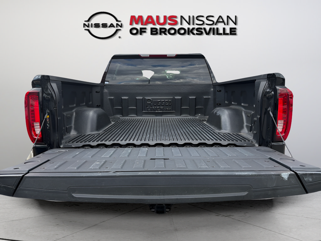 Used 2026 GMC Sierra 1500 SLT AWD/4WD image 10