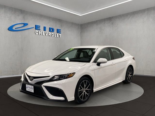 Used 2023 Toyota Camry SE FWD image 8