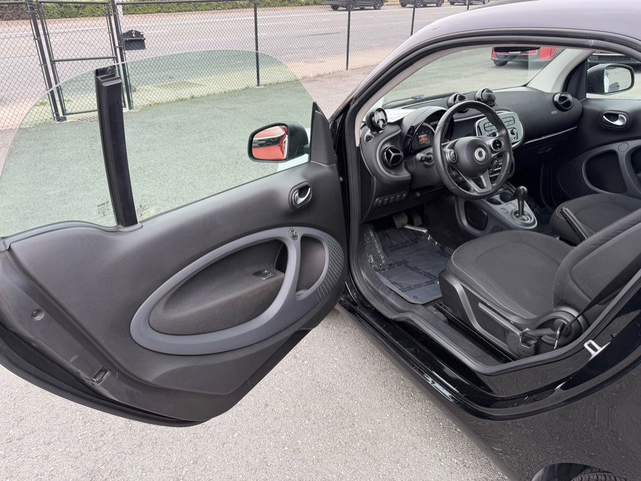 Used 2017 smart fortwo electric drive image 10