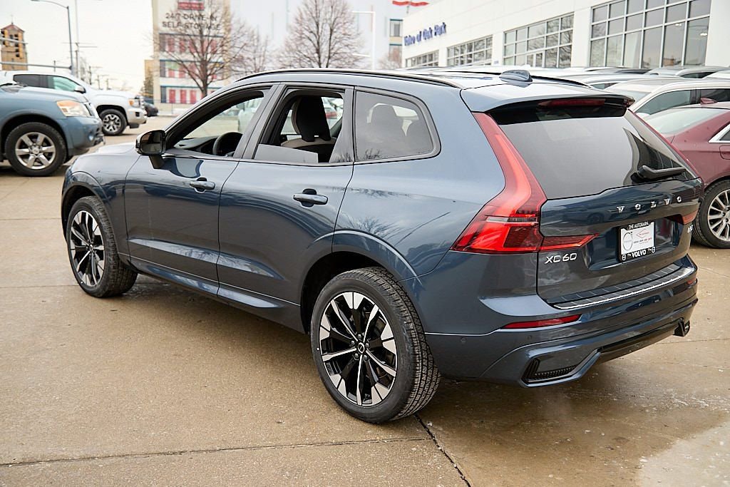 New 2026 Volvo XC60 B5 Plus w/ Protection Package Premier image 7