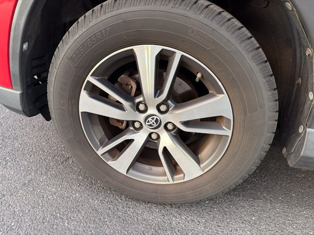 Used 2017 Toyota RAV4 XLE w/ Plus Special Value Package AWD/4WD image 11